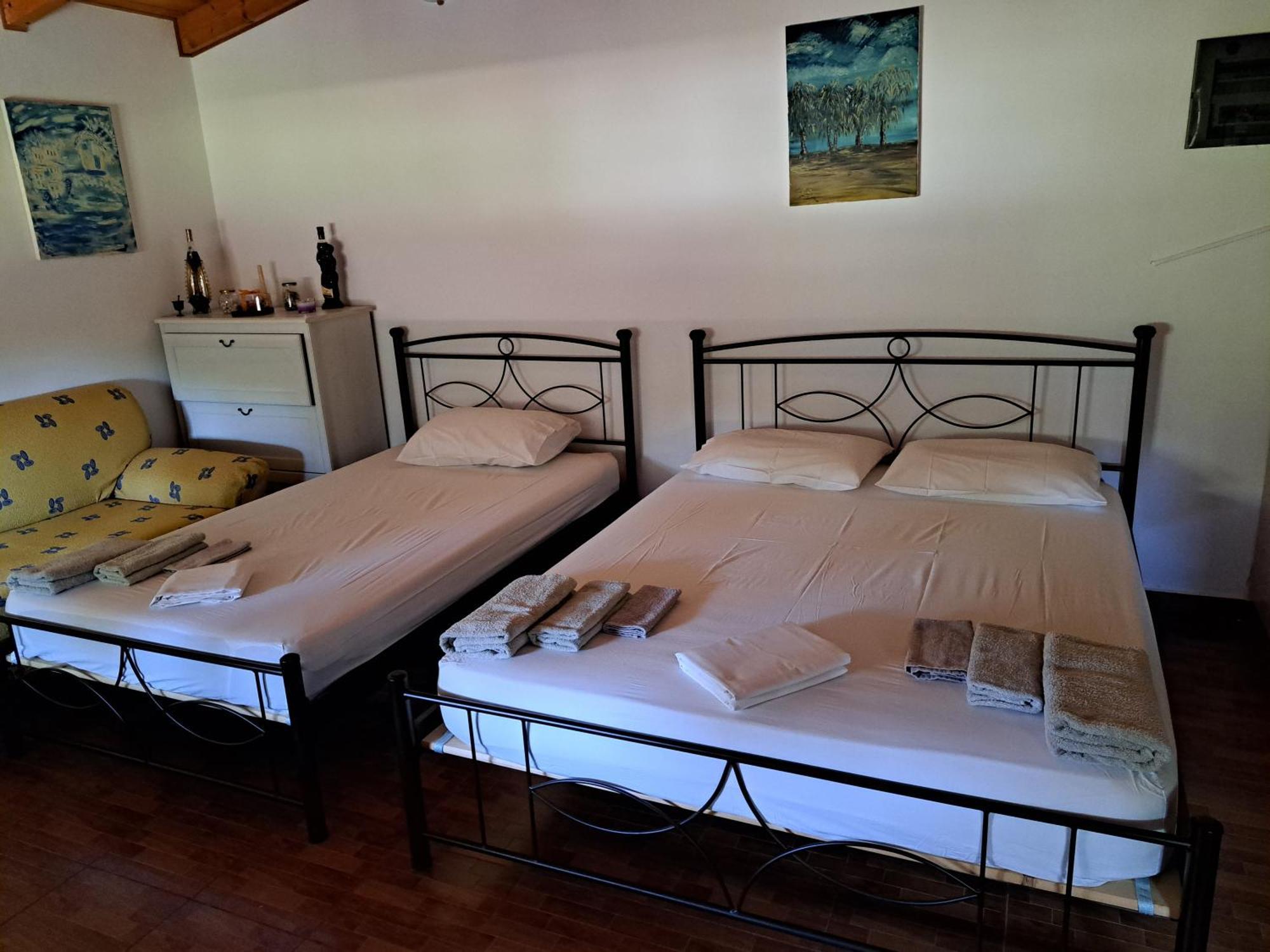 Garden House-Free Transfer From Airport Villa Artemida  Buitenkant foto